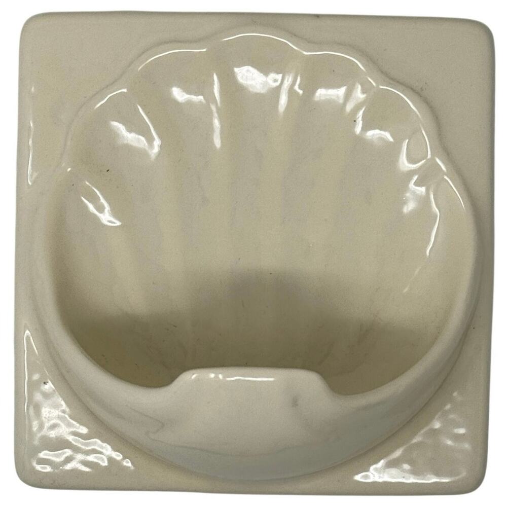 Vintage 60s Off White Shell Soap Dish Wall Mount Ceramic Drain Hole USA